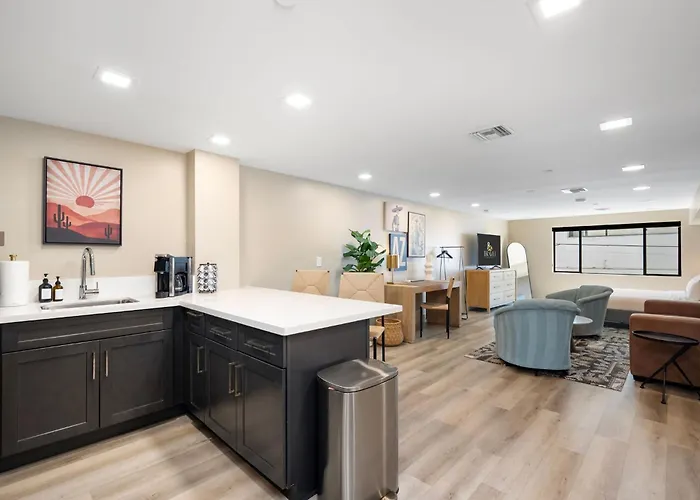Holiday home The Lux At Craftsman - Heart Of Old Town 3