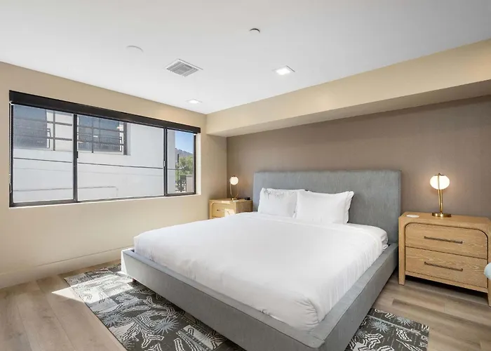 Holiday home The Lux At Craftsman - Heart Of Old Town 3 *